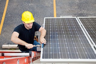 “Green Is The New Blue”: What The Future Of America’s Blue-Collared Worker Really Looks Like