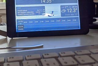 Let’s build a Raspberry Pi desk dashboard