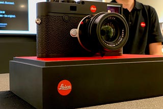 Trying the just released Leica M10-R