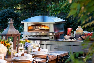 What’s HOT in Outdoor Kitchen Design: Q&A with Chief Designer & Grillmaster Russ Faulk