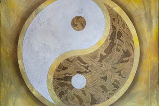 The yijing (yin yang) symbol.