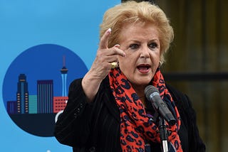 Mayor Carolyn Goodman, the Santa Claus of Sin City, Should Resign