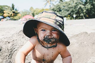 The Baby Guide: Tips For Fun in the Sun