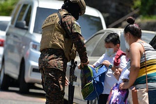 El Salvador y su continua excepción de Derechos Humanos