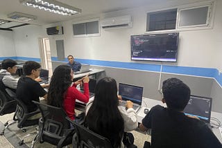 Akdemy: La Mejor Opción para una Formación Innovadora y Práctica