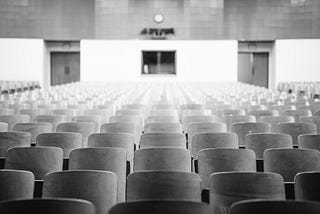 Quali Sono Alcuni Esempi Di Forum Sul Minimalismo?