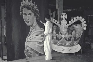 “伦敦桥倒下了”
 — — 英女王伊丽莎白二世与新加坡