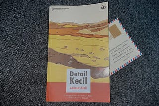 Menelusuri Hal Kecil dalam Detail Kecil