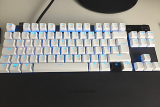 SteelSeries Apex 7 Red Switch TKL Review (featuring Razer White PBT Keycaps)