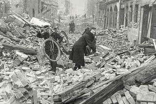 Magaalada Berlin ee caasimadda Germany gabi ahaanba waa ay burburtay sanadkii 1945-ki, burburkaa oo…