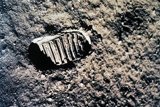 Brian Eno’s Soundtrack for the Apollo 11 Moon Landing