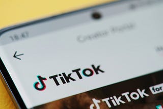 TikTikTok para Marcas: entenda o uso da música na plataforma