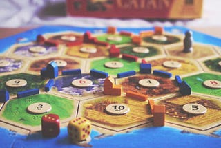 How Youtube made me like History (and board games)