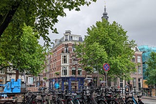 E-bikes Are Dumb: How Shortcut Culture Is Wrecking the Cycling Revolution