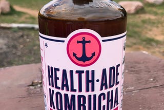 #BoozeFreeMay day 25: Pomegranate kombucha