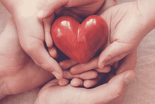 Enséñales a tu hijos a donar con el corazón, y la cabeza