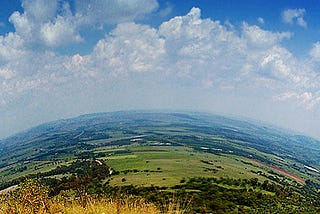 A wide angle view of a horizon (in South Africa)