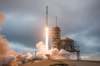 SpaceX повторно использовали ракету Falcon 9, и приводнили её