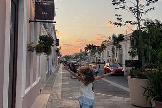 Dusk on Calle 47, Mérida (Credit: Laura Hay)