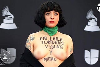 拉美天后級歌手赤裸上身抗議