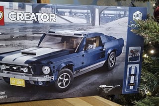 A new addition to the (Lego) car collection: a Ford Mustang GT.
