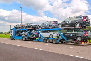 How to Choose the Right Service for Quick Car Shipping