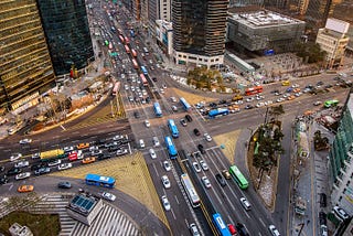 Traffic flow at an intersection