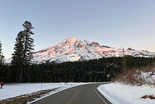 My Thanksgiving Travel: A Seattle Story of Friendship, Feasts, and Flurries.