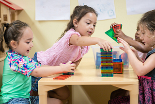 What Should You Choose To Put Your Child in an International Preschool School in Singapore