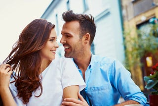 7 Things Men Do When They’re Extremely Attracted to You