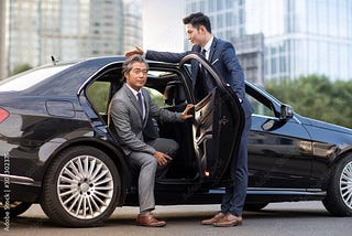 London Airport Transfers: Top Reasons to Choose a Limousine Service