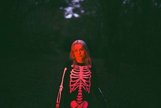 On Phoebe Bridgers, Ghosts, and Copycat Killers