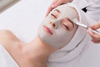 How does Chemical Peeling Treatment work?