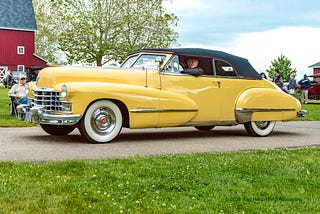 Mosky’s Musings: CCCA Classics — 1947 Cadillac 62 & the 1948 Lincoln Continental