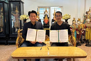 Cannabitia Signed MOU with Joe Louis Thai Puppet