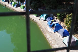 Confined outside: Asylum seekers in Paris remain invisible during pandemic