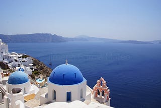 The Island That Will Steal Your Heart: 8 Must-Dos in Santorini