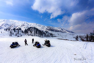 Irresistable Kashmir — A winter sojourn