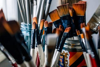 5 Art Supplies You Need to Start Oil Painting