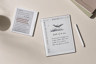 The BOOX Go 10.3 and BOOX Color 7 are put down on the table