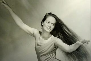La bailarina y coreógrafa argentina María Fux (1922–2023)