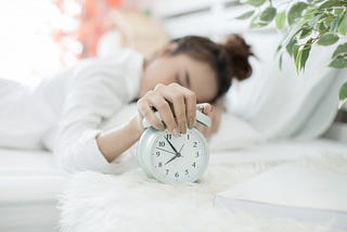 How to Wake Up Early without Feeling Tired