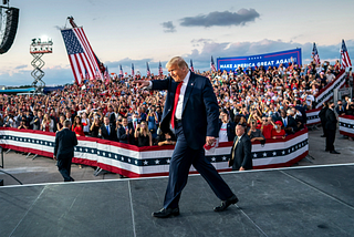 NORTHRIDGE, CA — Trump hizo campaña en el 2016 con la promesa de implementar pólizas para regular…