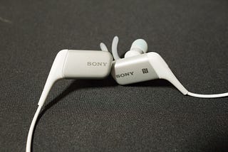 Sony MDR-AS600BT Review
