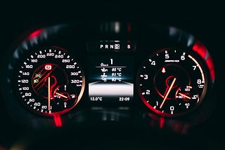 Three lessons a BI Engineer can learn from car’s dashboard