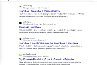 A imagem é um print da pesquisa no Google pelo termo "Heurística". As respostas apresentadas pela ferramenta de busca apresentam explicações complexas e com palavras difíceis.