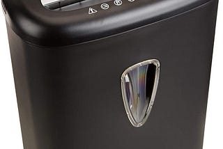Amazon Basics 8-Sheet Capacity, Cross-Cut Paper and Credit Card Shredder, 4.1 Gallon