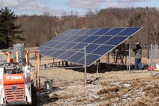 Maximizing Solar Power: Key Factors for Efficiency Found