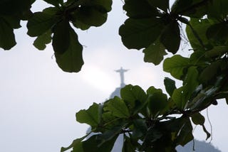 Os 450 anos do Rio e as reclamações de barriga cheia