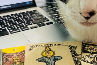 How to use Tarot to calculate the fortune for the year 2024?